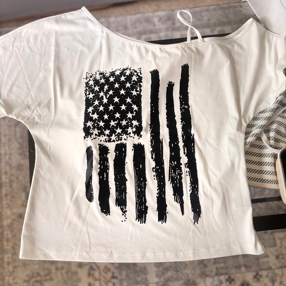 Shein Top Medium Never Worn.